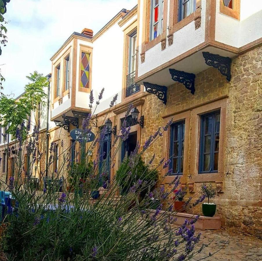 Ziyabey Konagi Hotel Ayvalik Bagian luar foto